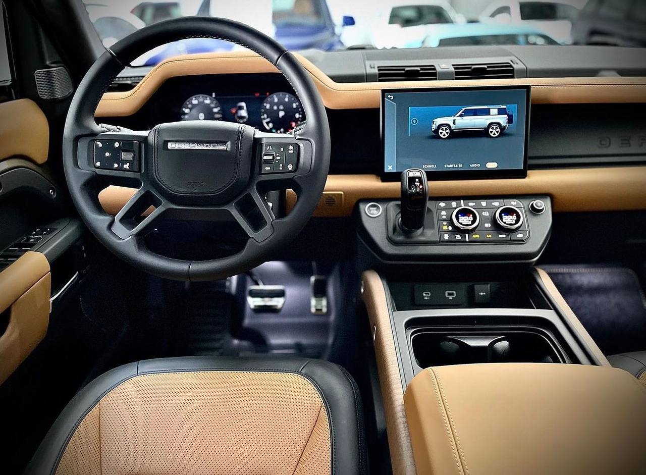  Land Rover Defender