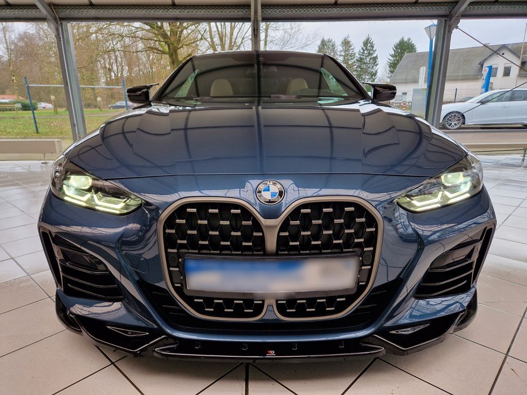 BMW M440i 