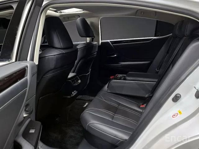 Lexus ES300