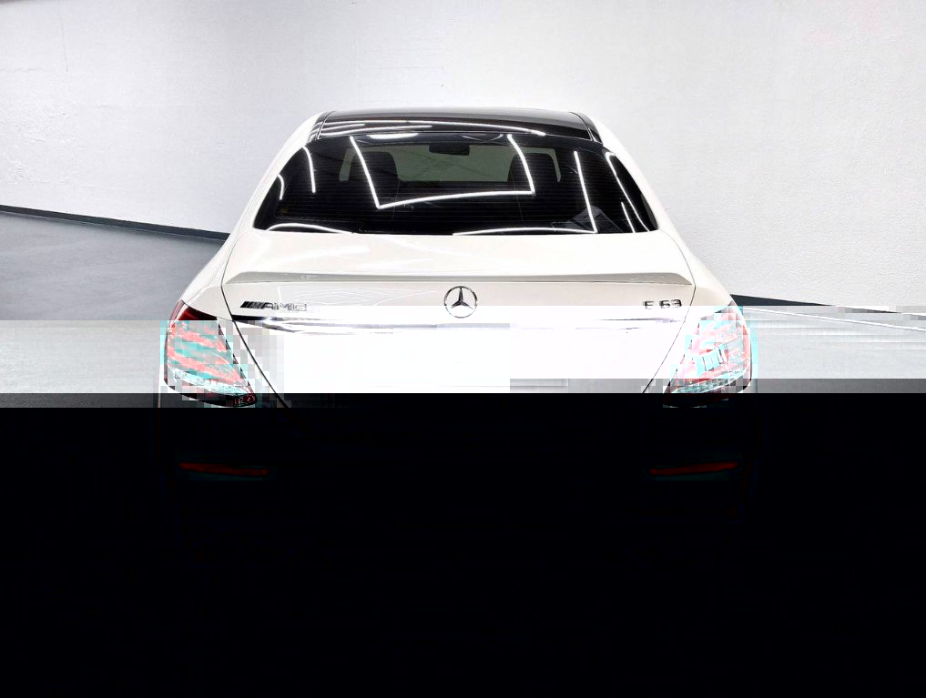 Mercedes-Benz Е63